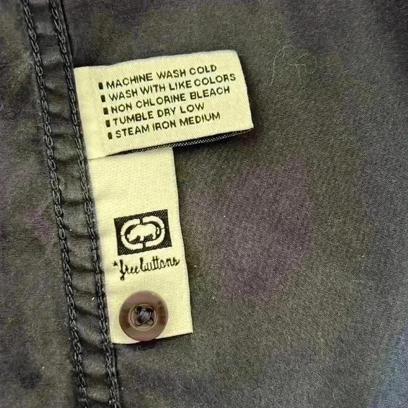 ECKO UNLTD Stonewashed Shirt Casual Military like styling. Size XL - Picture 6 of 6